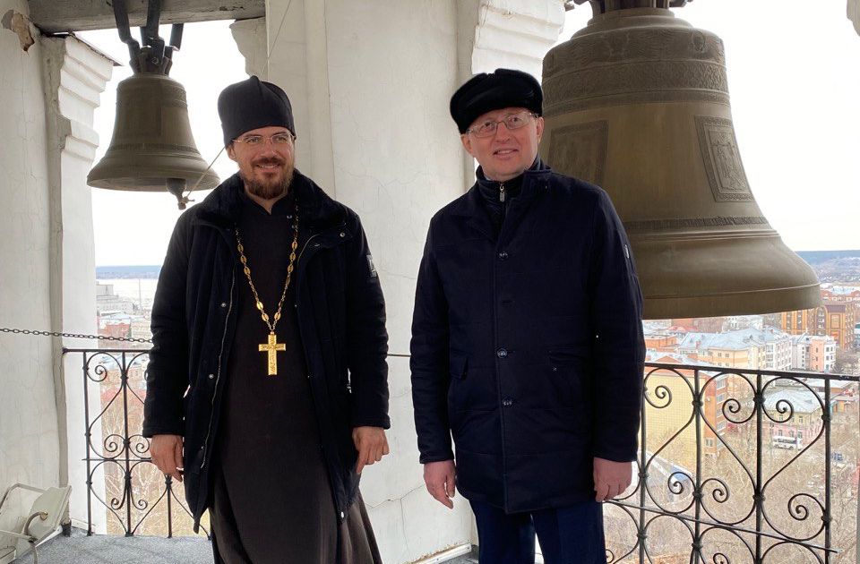 Воскресенский храм посетил заместитель губернатора Свердловской области Павел Креков.