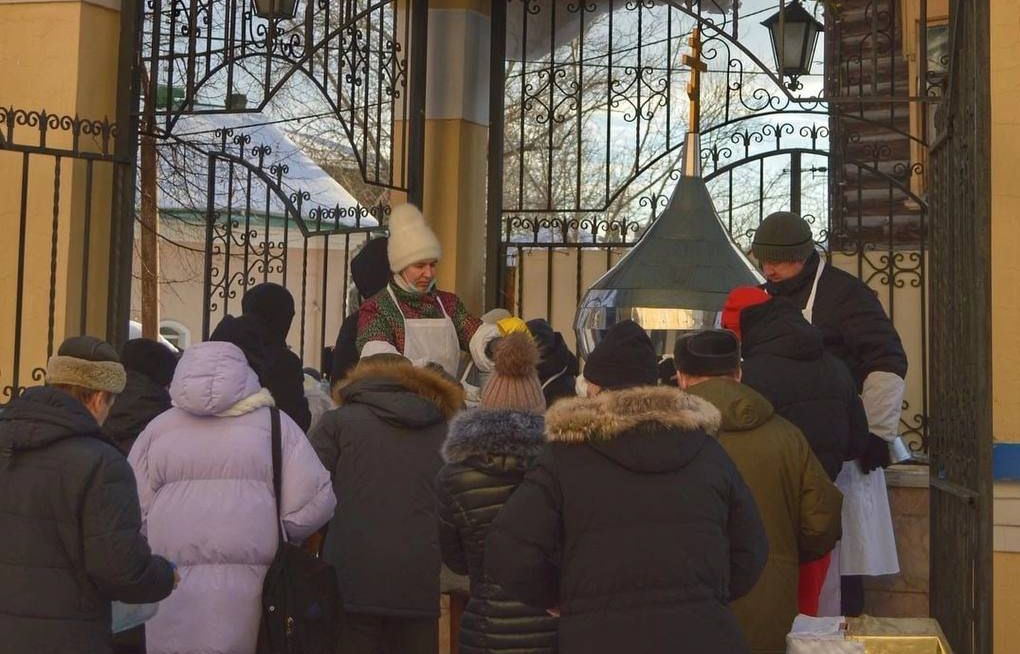 ПОМОЖЕМ ХРАМУ В РАЗЛИВЕ ВОДЫ