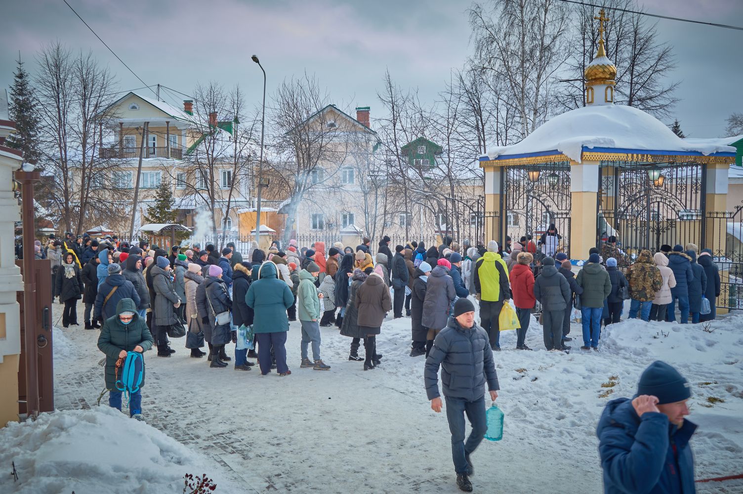 В Воскресенском храме встретили праздник Крещения Господня